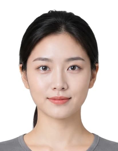 Upload-ready ID photo example