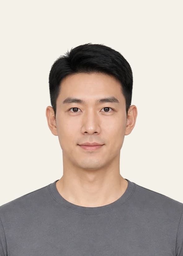 Upload-ready ID photo example