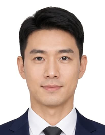 Upload-ready ID photo example